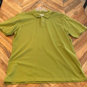 Columbia Omni shade sun protection Kelly green short sleeve polo shirt